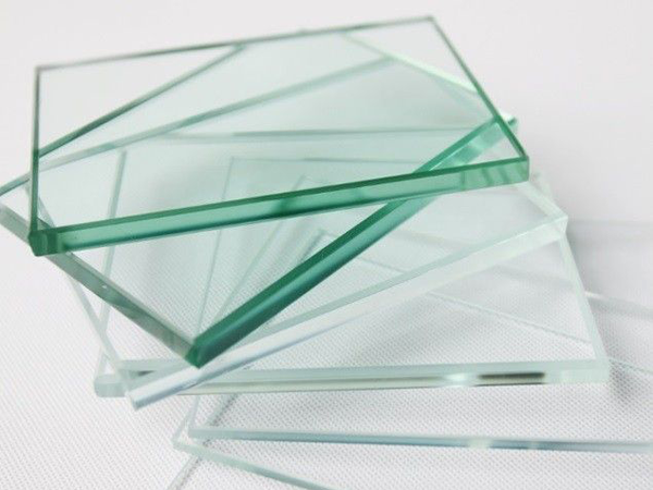 長(zhǎng)型鋼化玻璃